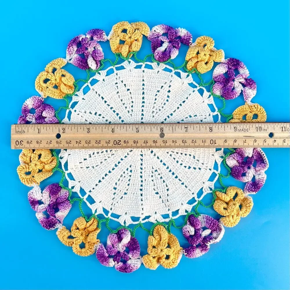 70s Crochet Doily Pansy Cottage 1970s Vintage